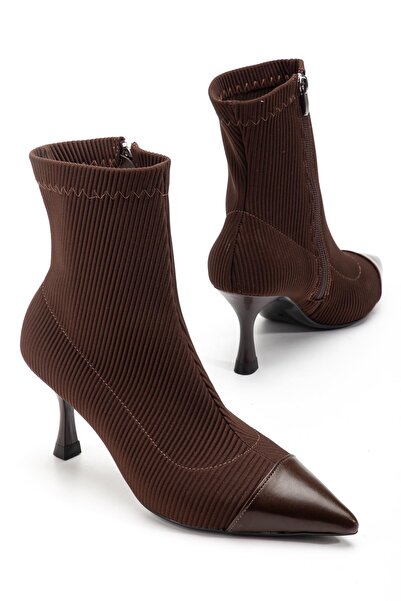 SUİNS SHOES حذاء نسائي أسود من سوينز موديل إيلاريس بريميوم بارتفاع كعب 7.5 سم