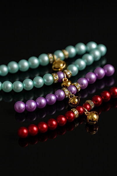 mastercat Pearl Cat Necklace with Jingle Bells