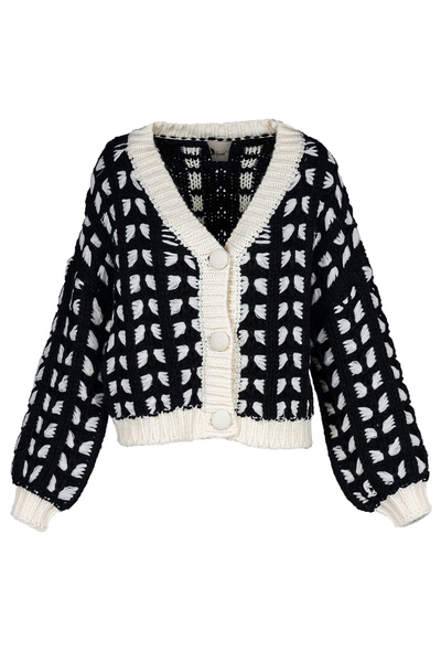 monarh Thick black sweater with knitted buttons