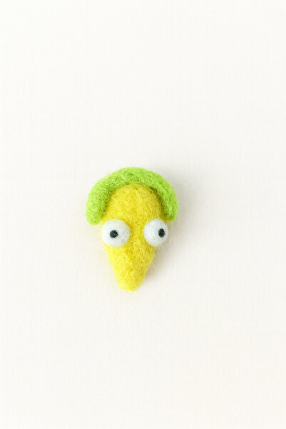 iğne izi Ръчно изработена филцова брошка за коса с украса в формата на корона...