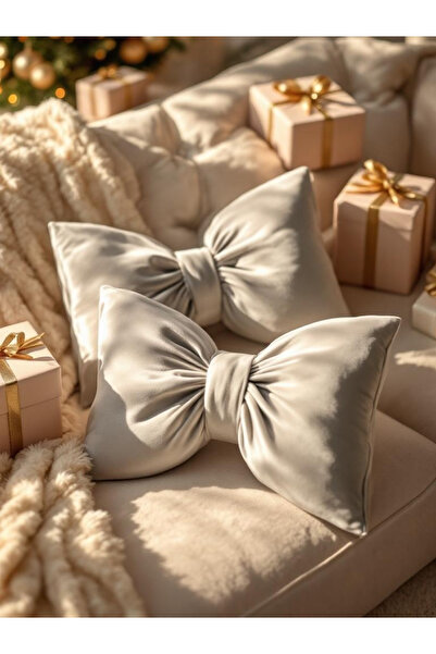 JACA Set of 2 Christmas Themed Velvet Bow Decorative Pillows (2 Pieces)