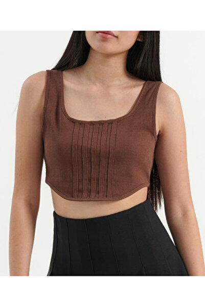 House Brand Top, Maro