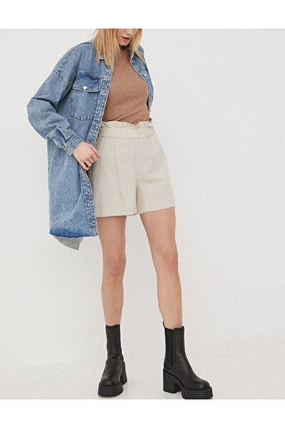 Vero Moda Shorts, Cream