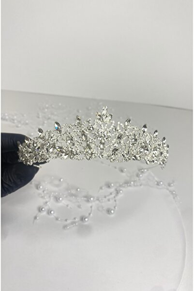 cugy parti malzemeleri REGINA ELIZABETH CU PĂRĂ DE CRISTAL DE ARGINT |   CORONĂ DE MIREASĂ & CORONĂ DE PETRECERE