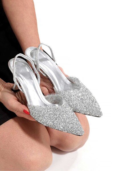 Store Gümüş Simli İnce Topuklu Sivri Burun Slingback Kadın Abiye Ayakkabı