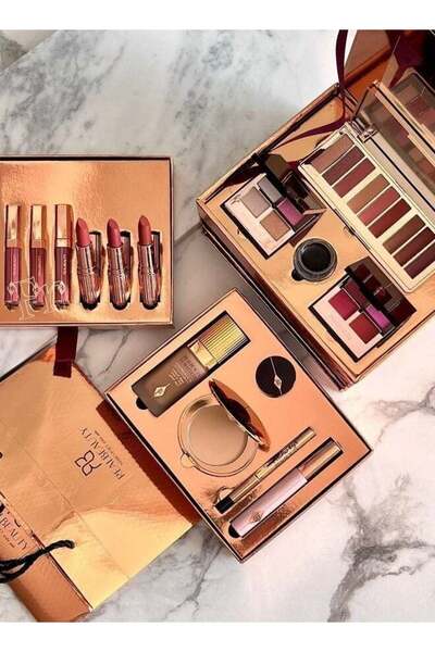 RIAL BEAUTY حقيبة مكياج فاخرة مكونة من 16 قطعة لإضفاء لمسة فاخرة على جمالك اليومي