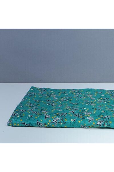 Reiashn Rose patterned prayer shawl