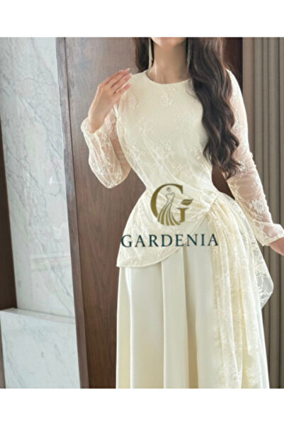 GARDENİA Ivory Peplum Dress with Lace