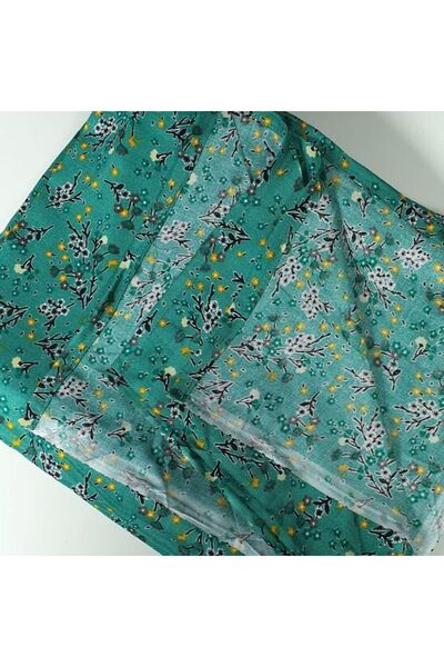 Reiashn Rose patterned prayer shawl