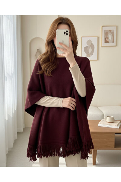 MissRunin Eteği Püskül Detaylı Triko Panço