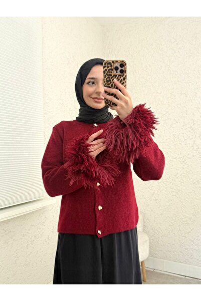 Molly Nelly Kadın Kolları Tüy Detaylı Kalpli Triko Hırka