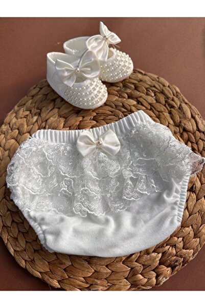 Harry&Millie Luxury Baby Pearl Booties and Lace Panties Set Baby Gift Set (Bo...