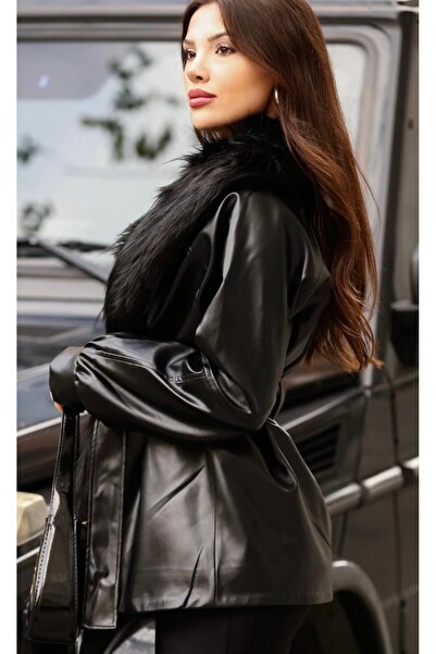 Universal Kürk Yaka Detaylı Suni Deri Kısa Trençkot
