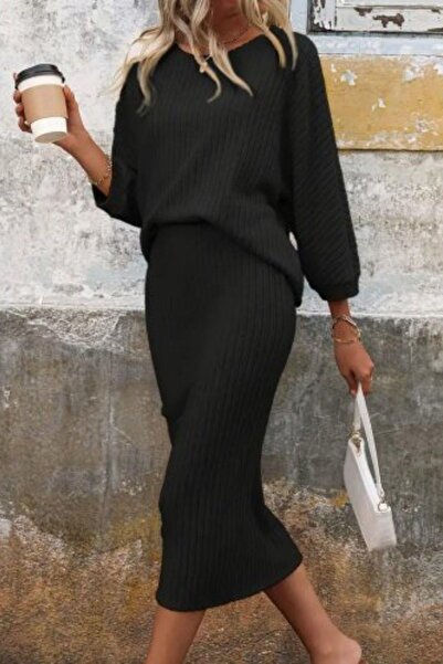 Mossta Round Neck Fleece-Lined Ribbed Knit Blouse Midi Skirt Two-Piece Set - Black