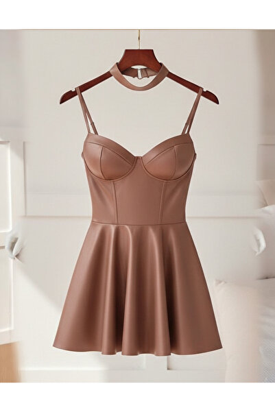 PASSIONE Bronz Deri Görünümlü Fantazi Babydoll Gecelik Seksi Askılı Kloş Mini Elbise - 21094