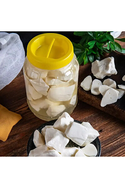 Bahçem Antep Peyniri (İnek Sütünden) Net: 750 g Bidon Az Tuzlu Salamura