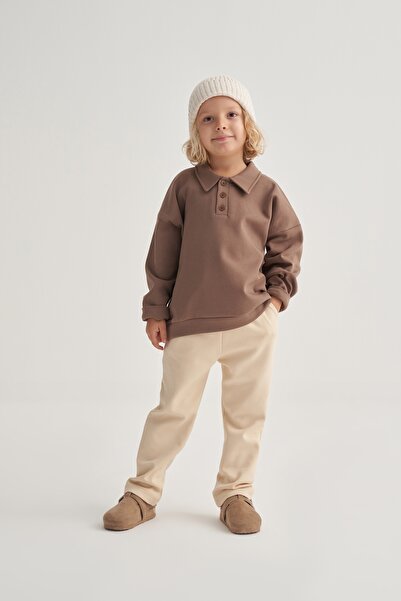 EBU Prive سترة للأطفال من الجنسين بياقة إنترلوك باللون البني