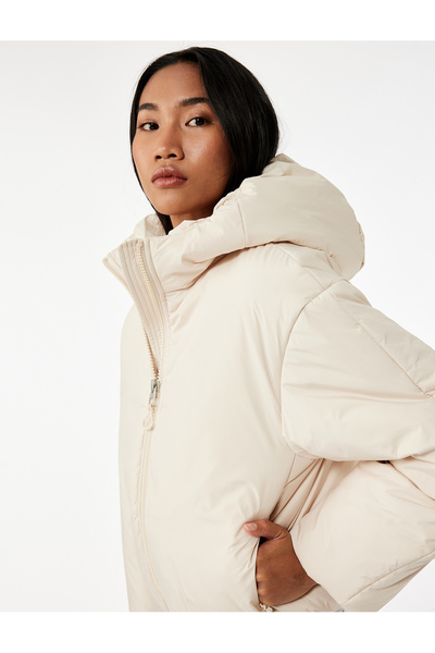 Koton Zippered Long Sleeve Water Repellent K Hooded Crop Puffer Coat