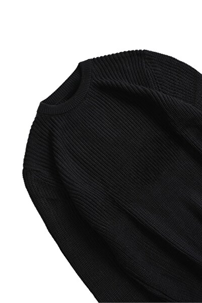no7man Savoya Black Sweater