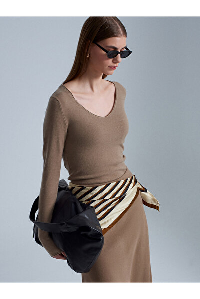 Dilvin 10842 V-Neck Cashmere Blend Sweater-Red M.