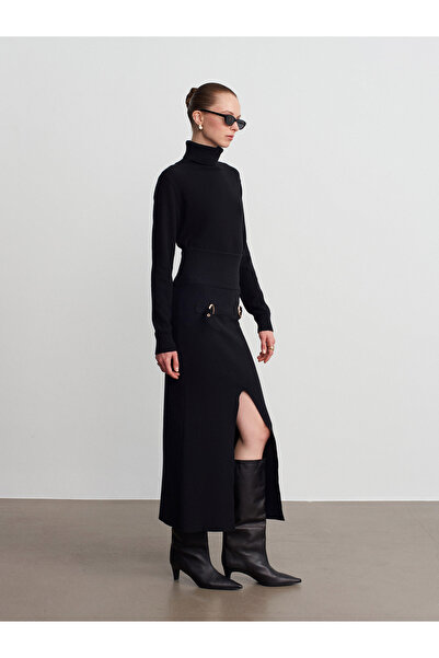 Dilvin 80127 Slit Knitwear Skirt with Accessory Detail-Black