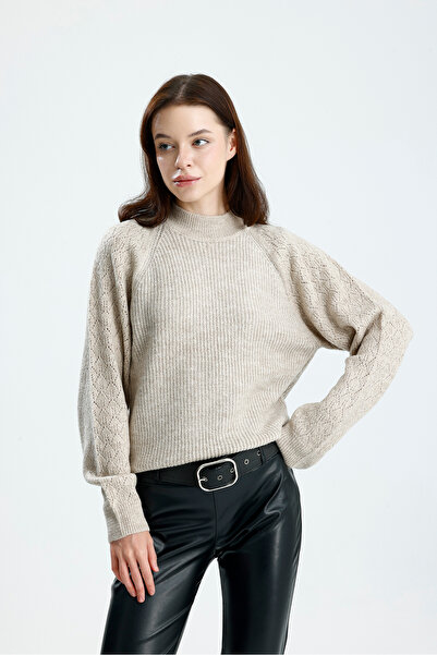 Figo Crew Neck Women's Sweater with Sleeve Detail