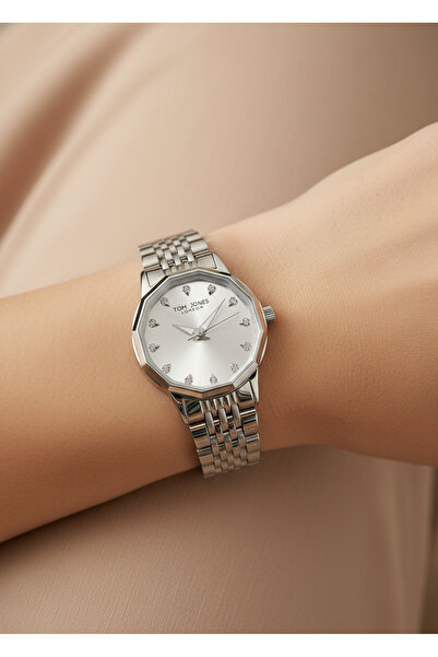 Tom Jones Women's Wristwatch Tj-10034-4