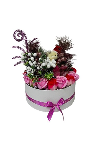 velve Aranjament Flower Christmas cu trandafiri de sapun,ursulet,ornamente de...