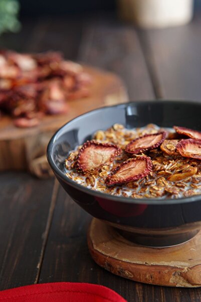 BEN GURME Dried Fruit - Dried Strawberry Slices (No Sugar Added - Natural) 10...