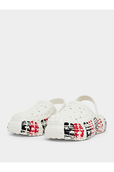 Styli Printed Rugged Sole Strapped Clogs