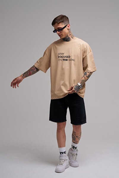 Machinist Unisex Oversized Stay Focused Printed Cotton T-Shirt Beige