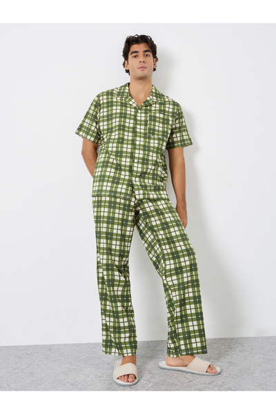 Styli Men Checked Relaxed Fit Shirt and Pyjama Set