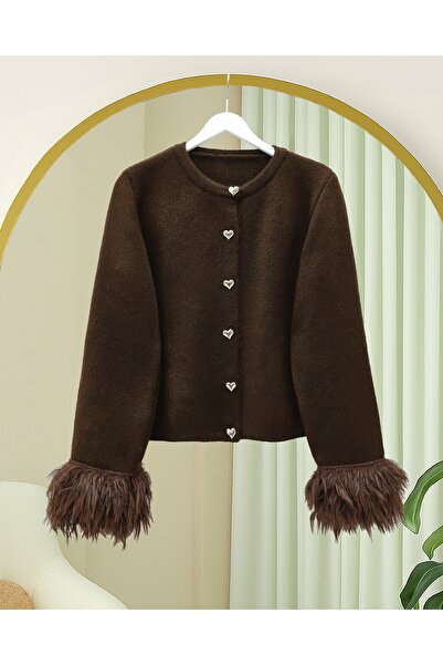 HİJABAYA Трикотажний кардиган з гудзиками на грудях і бахромою на рукавах