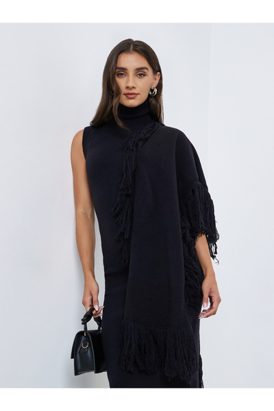 Styli Black Sleeveless Midi Sweater Dress with Fringed Cape