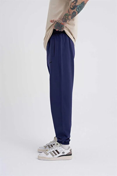 Machinist Ανδρική φόρμα Jogger Relaxed Basic με ελαστικό πόδι, νυχτερινό μπλε