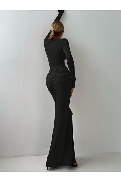 Take Two By Styli Women Fitted Bodysuit and Twist Front Skirt Co-Ords