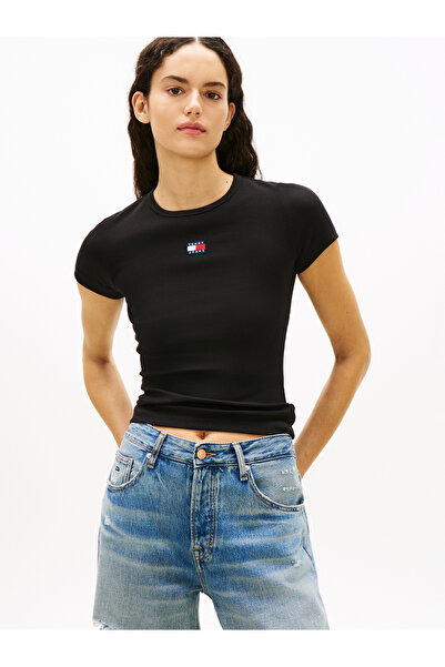 Tommy Hilfiger تي شيرت نسائي أسود ضيق بتصميم شعار DW0DW17881BDS