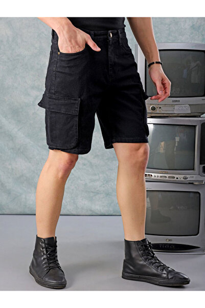The Indian Garage Co By Styli Men Black Regular Fit Solid Shorts