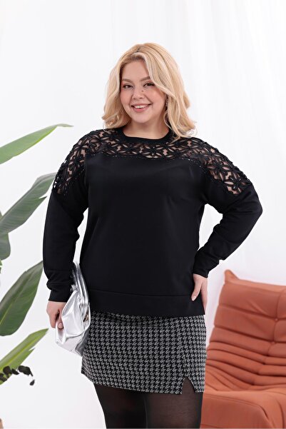 Siyezen Plus Size Sweatshirt with Floral Collar Accessories
