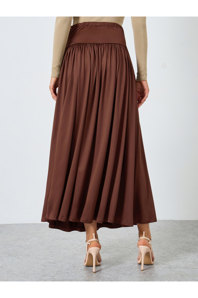 Styli Brown Solid A-Line Pleated Knit Maxi Skirt