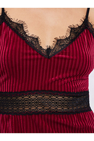 Styli Ribbed Velvet Contrast Lace Trim Slip Dress with Robe