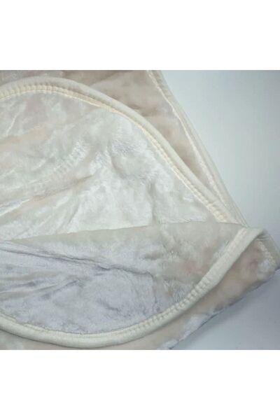 Reiashn Heavy winter warmth blanket, double off-white color