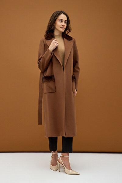 KENT Kahverengi Kürk Yakalı Kürk Cepli Yırtmaç Detaylı Uzun Kaban