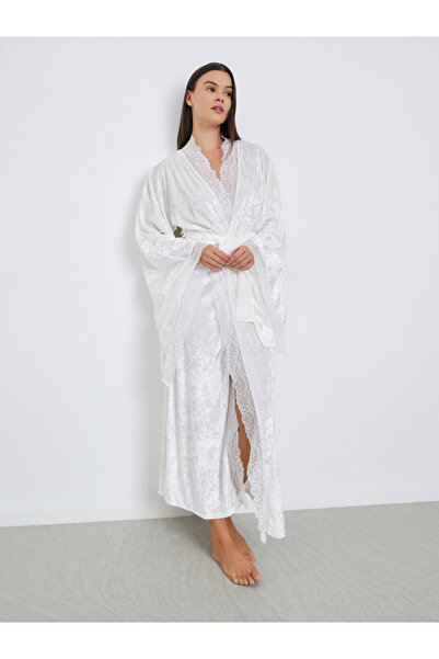 Styli رداء مخملي مجعد واسع الأرجل وحواف دانتيل متباينة اللون