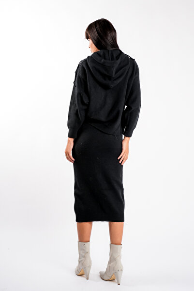 monarh Knitted skirt and black wool sweatshirt set