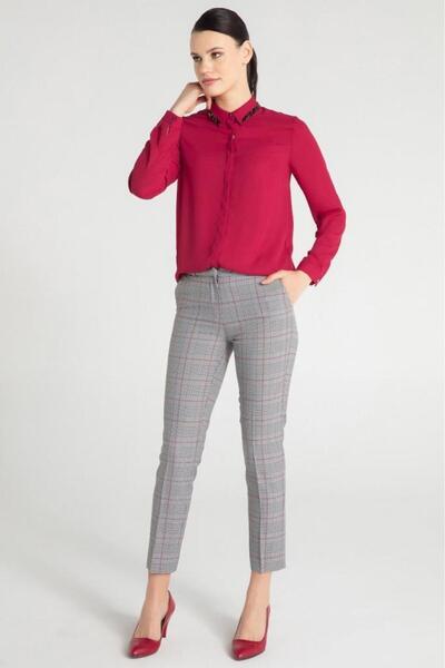 PERA MODA Shirt with Beaded Collar