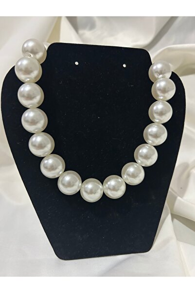 Hüma Butik Takı & Aksesuar Göz Kamaştırıcı İri İnci Kolye: Zamansız Şıklık ve Zarafet