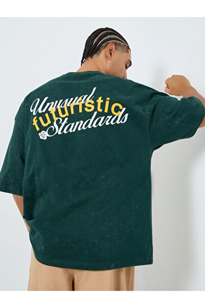Styli Men Green Graphic Print Boxy Fit T-Shirt