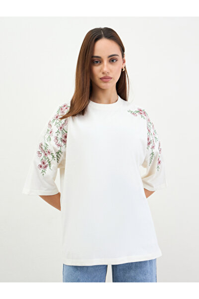 Styli Off White Embroidered Floral Oversized T-Shirt