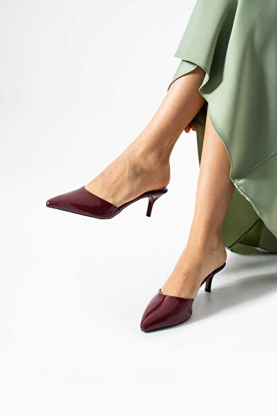 Bayramoğlu Pointed Toe Thin Heel Shiny Slippers Shoes